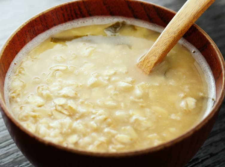 オートミールの高齢者メニュー